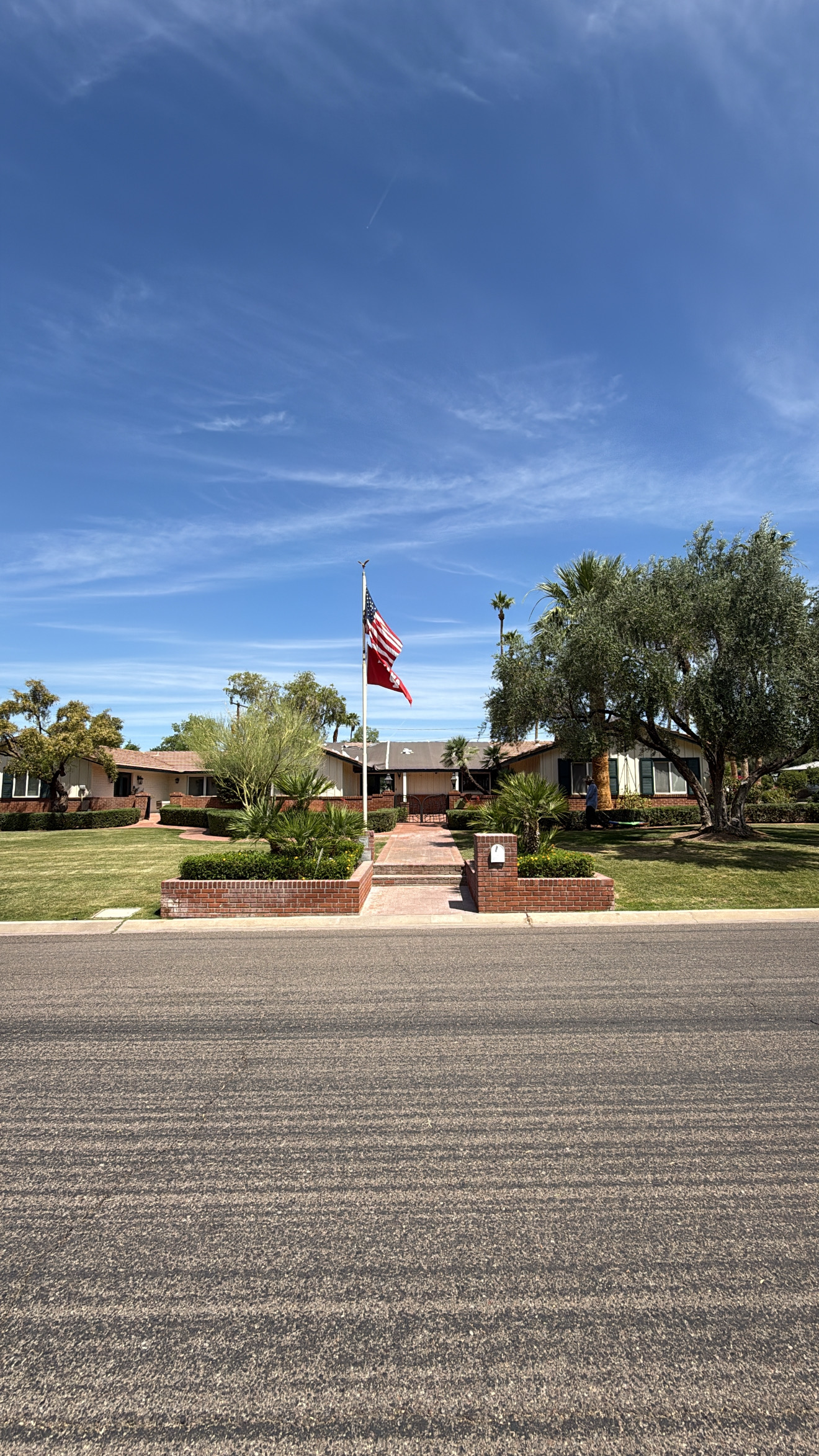 JXP Outdoor Solutions maintained Phoenix property